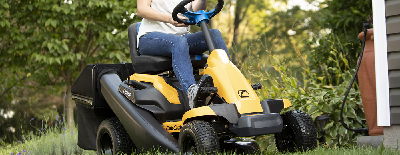 Electric lawn mower for deals small yard